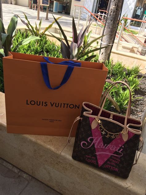 louis vuitton maui hawaii|louis vuitton kauai.